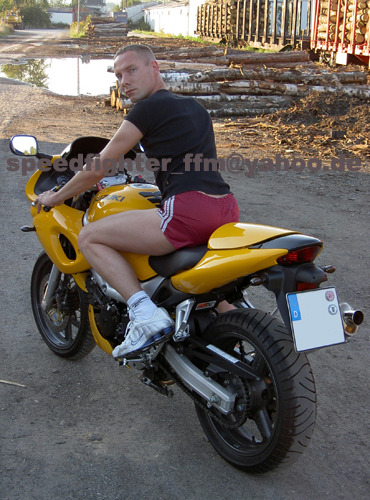 shortsnjock:nylonshortsen:  Omega  Damn sexy!