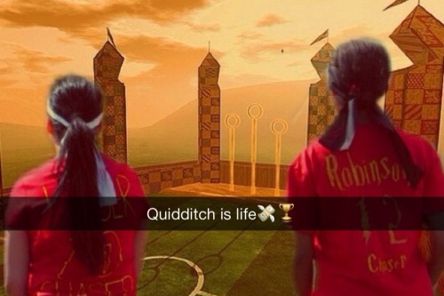 Hogwarts: a snapchat story