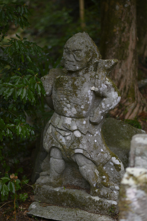 stone statuesFutago-ji Temple, Oita, March 2022