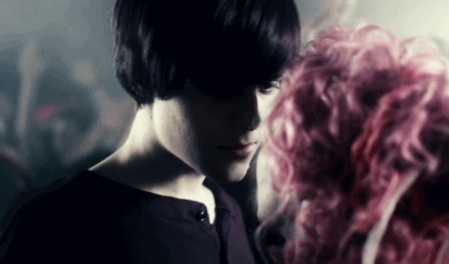 chicasuicidal:  *-*