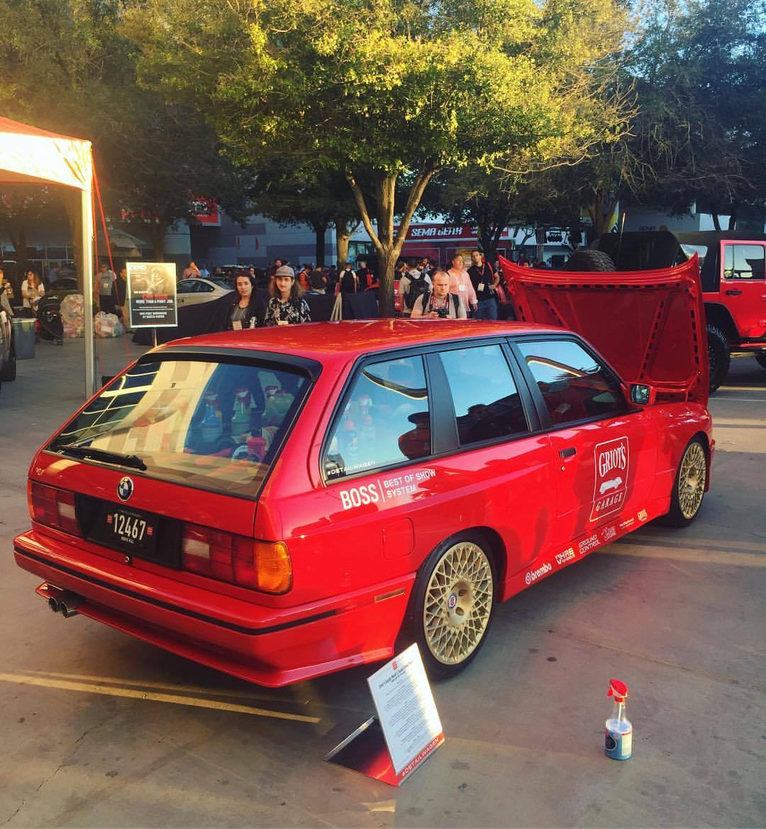 renownusa:  Got to hang out with the guy who built the @griotsgarage #E30 #M3 Touring