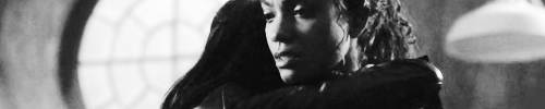 terapsina:A b b i e   &   J e n n y“Well… it’s what we do for family.”