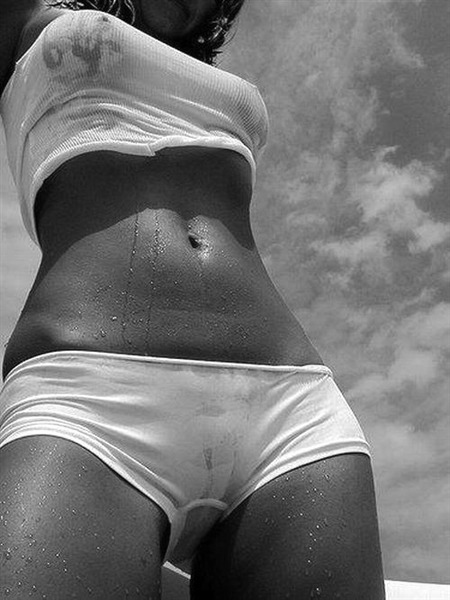 The Beautiful Monochrome Curve