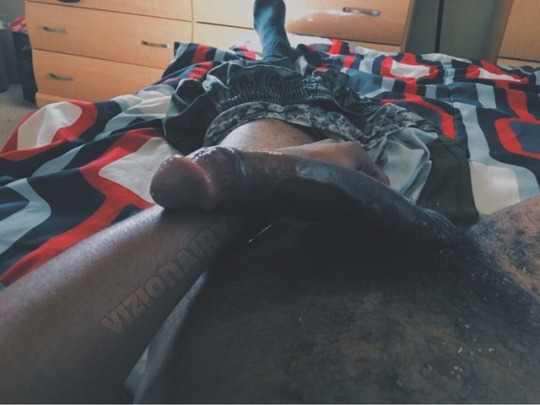 papichampoo89:  vizionairy:  Joshua Not my kind of dick but I’m sure there are some of you out there who love these type dicks 👀 Https://www.Vizionairy.tumblr.com   😍🍆