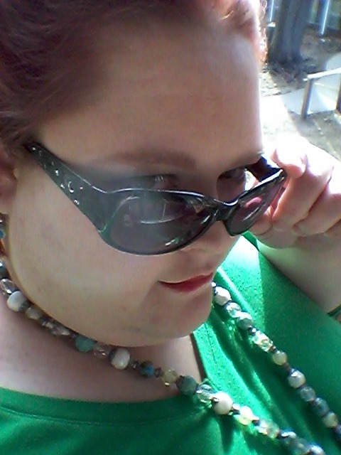 foxy-voxy:Fat selfie challenge Day 3- Outdoor glam*swoons*