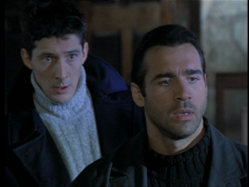 methos-daily:Methos screencaps * Deliverance “You can fight this. I can help you if you let me!” T