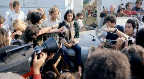 bobdylan-n-jonimitchell: Joni Mitchell, Joan Baez, Leonard Cohen at the Isle of Wight, August 1970.