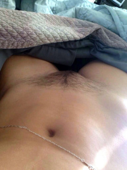 hairypussypix:  Hookup with a local hottie tonight: http://bit.ly/1lKnbxm  Nice