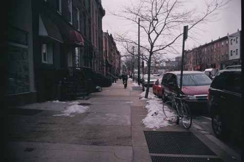 dressingcold:  dressingcold:  Philadelphia, PA 2/9/14 photos by Danielle Parsons   I feel the way these photos look. 