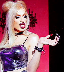 lesbianliteraryagent:Alaska as a guest judge on Dragula