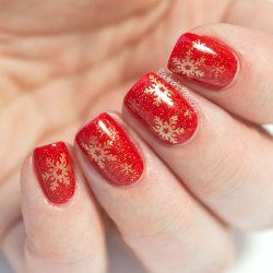 paulinaspassions:  Snowflakes stamping on