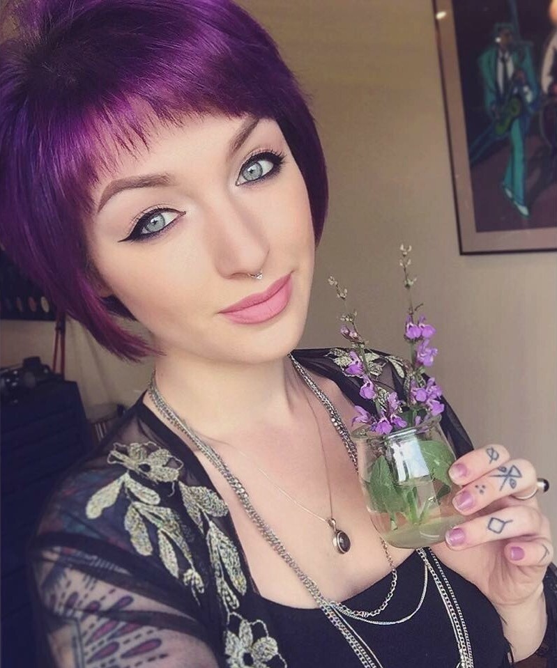 bijoubell:  I was tagged by the prettiest of princesses mylesxmcgehee 👑 for this