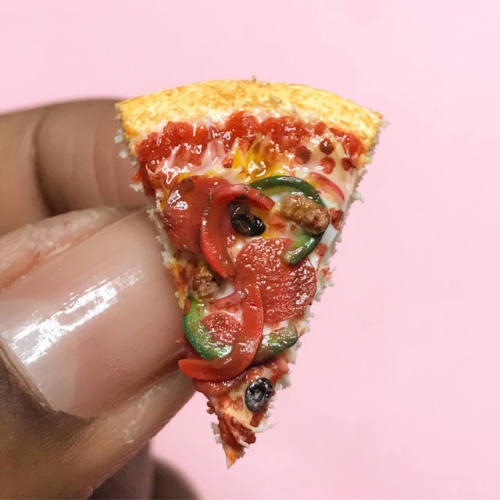 I JUST TRIED TO BUY ONE OF THESE BEAUTIFUL PIZZA PINS BUT THE SHOP DOESN’T SHIP TO CANADA. HOW