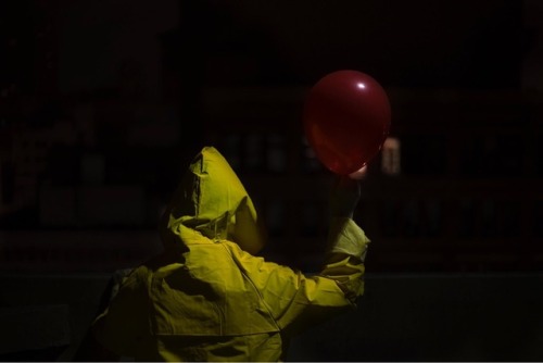 ”You’ll Float Too” Cosplayer: @prettysmolcosplay PC: lino.tove & steph