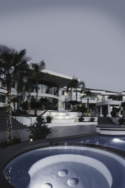 envyavenue:  Hollywood Mansion.