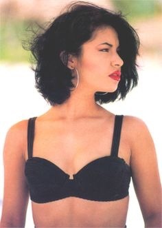 sailorlunita:  sailorlunita:  Selena Quintanilla Perez  April 16, 1971 - March 31, 1995 🌹🌹🌹 20 years later & you’re still the queen 🌹🌹🌹 #SiempreSelena #SelenaVive2015  #SelenaVive2016 ♡