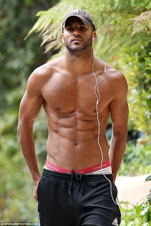 savvyifyanasty:  >  lord Jesus yess  Follow me @ savvyifyanasty.tumblr.com