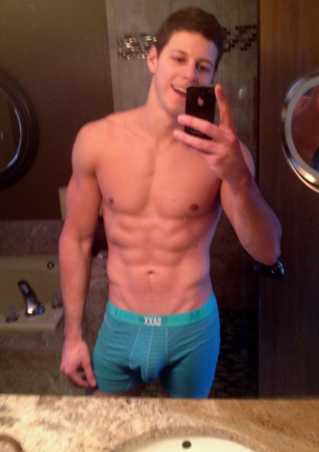 instaguys:  Guys with iPhones Source: gwip.me 