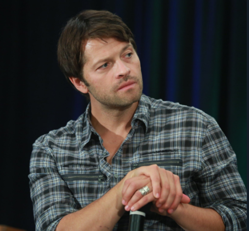 autisticdadcastiel:Misha Collins + Dom!Eyebrow