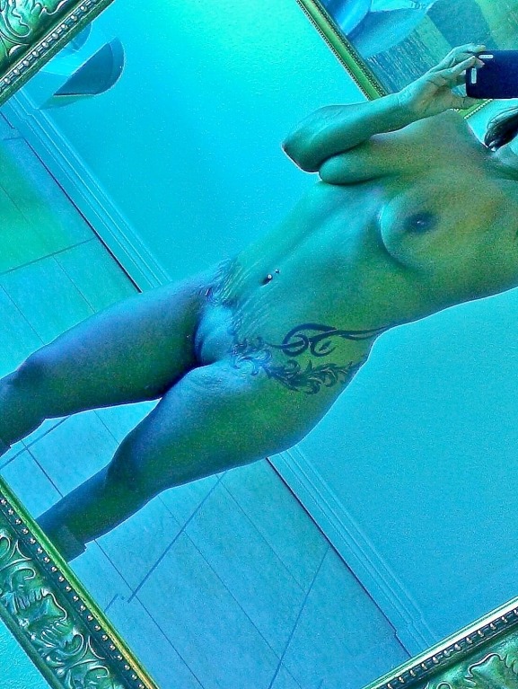 yourwifespussy:  SUBMISSION!!  All posts are follower submissions - no reblogs! 
