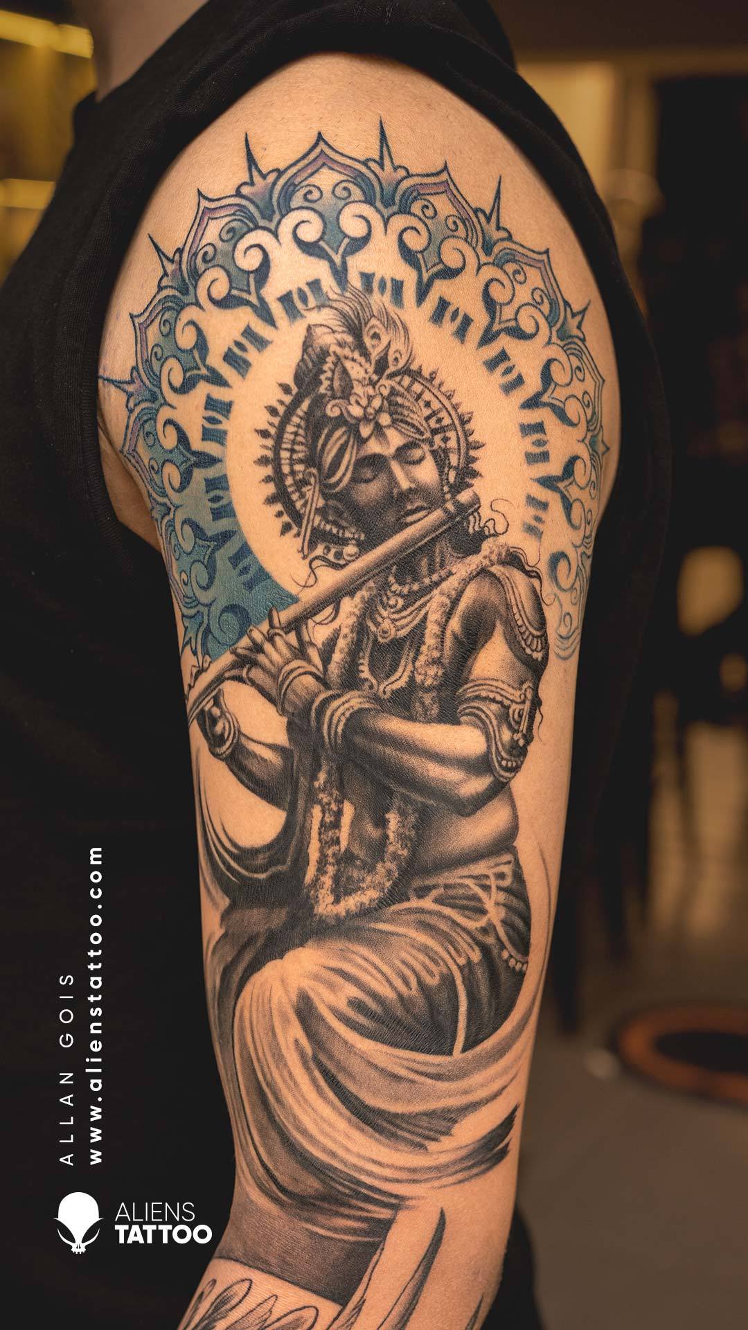 Best maori tattoo by vishal maurya at the art studio. Call us on 8286402021  to book your appointme… | Tatuagem maori, Tatuagem masculina braço,  Tatuagems masculinas