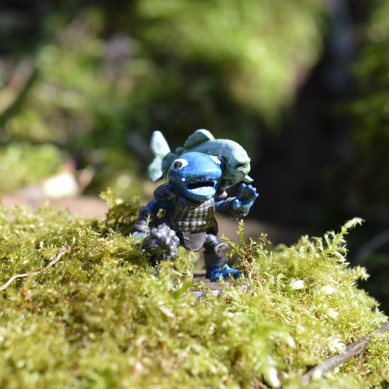 Did a mini photoshoot with DnD miniatures for work. If you could follow us that be