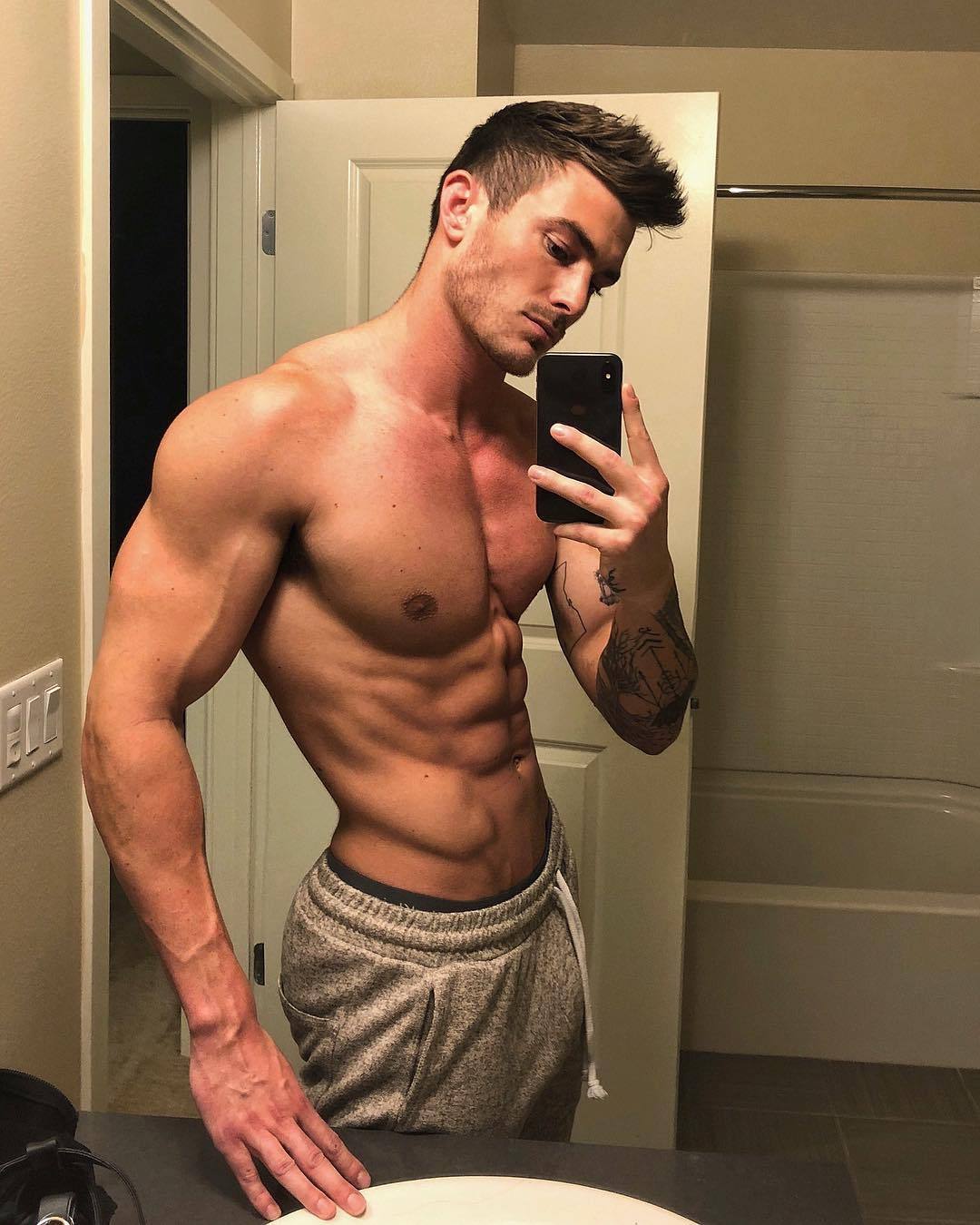 boyzoo:  Vince Sant