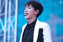 fy-exo:  lamching | do not edit. 