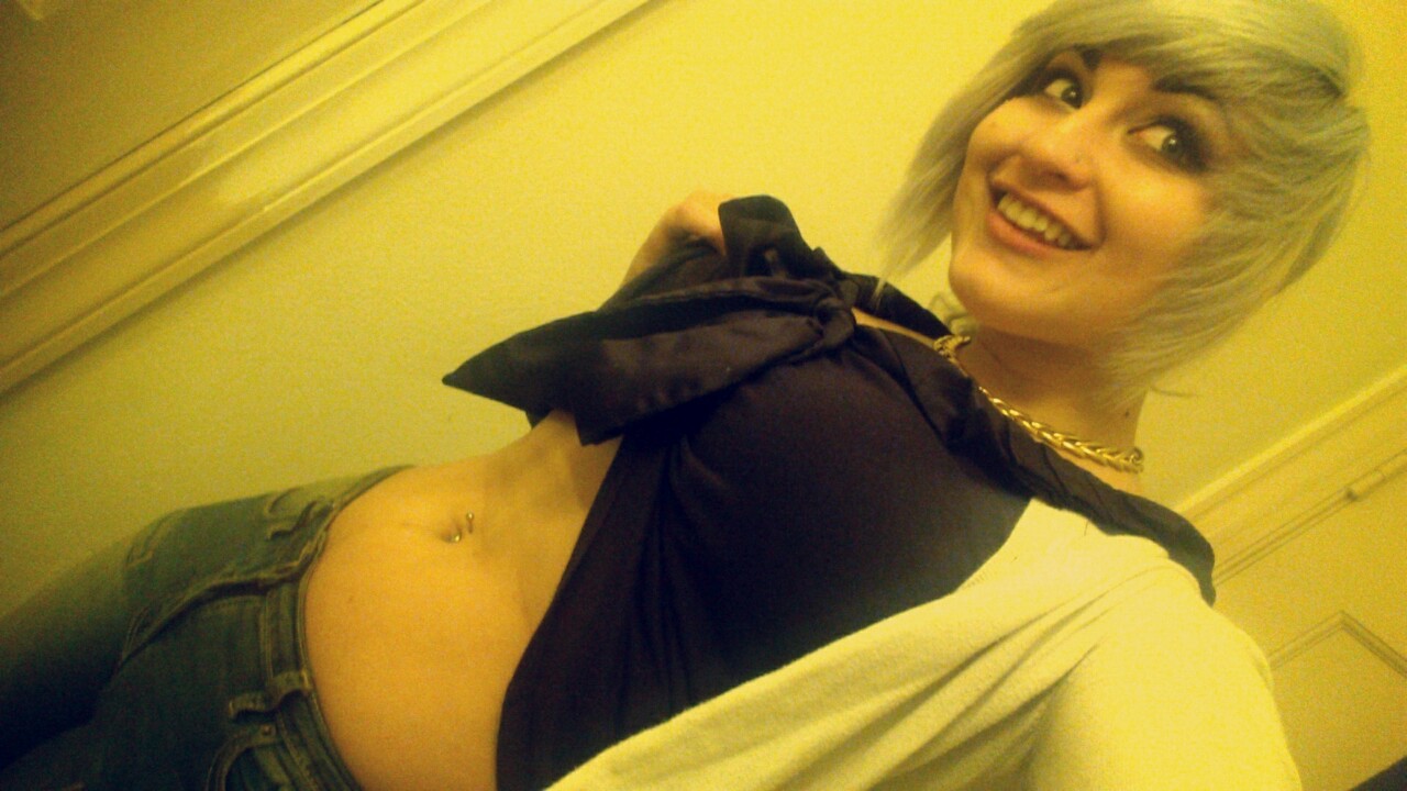 scarybabe:  Thanksgiving stuffing kink before/after!~ I looked really cute tonight