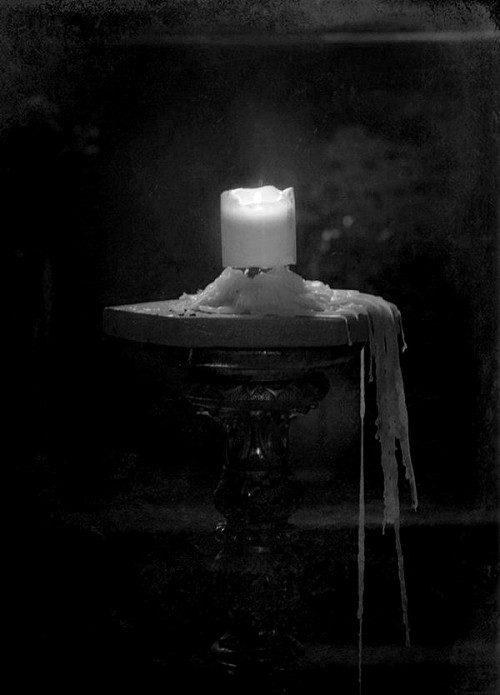 tales-of-the-night-whisperer:  Wax by LaMusaTriste Edited by Me 