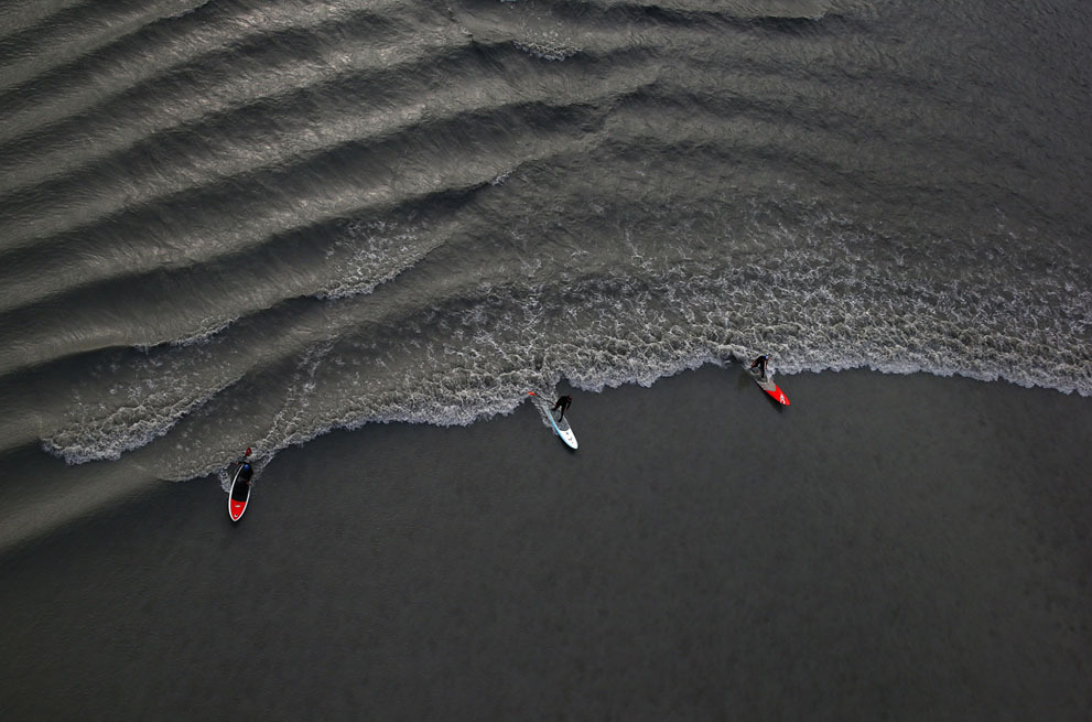 nevver:  Surf’s up