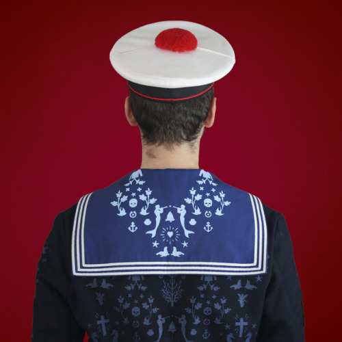 jeromepellerin:  Sérigraphie sur costume d’apparat de la Marine nationale française. © Jérôme Pellerin 2018 