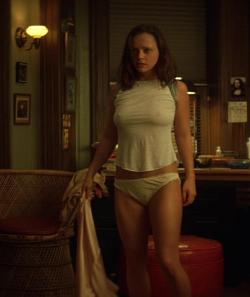 celebs-pokies:  Christina Ricci