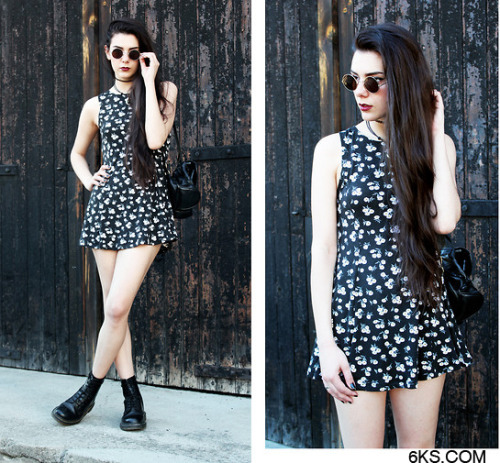 6ksfashion:  Daisies Printing O-neck Sleeveless Dress 