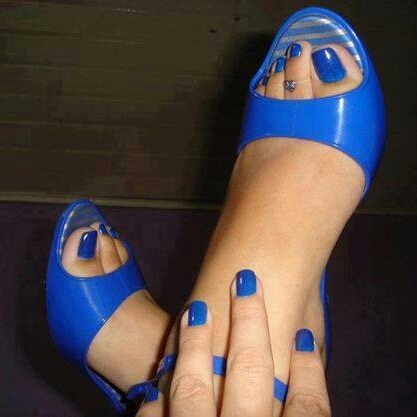 Female Toes Arches Feet