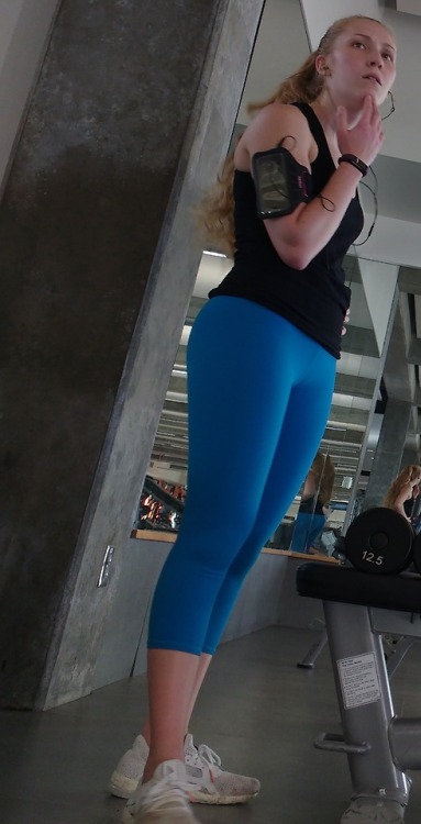 candid college girl in gym