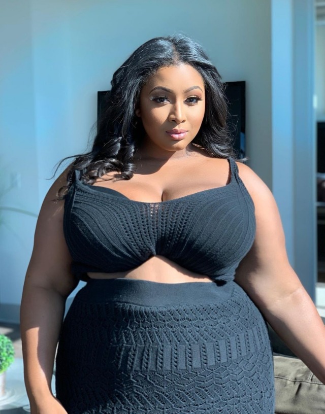 blackandcurvy: