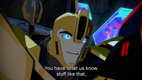 kisachi-tf:something that I love about Grimlock is how he really cares about what Bee thinks about h