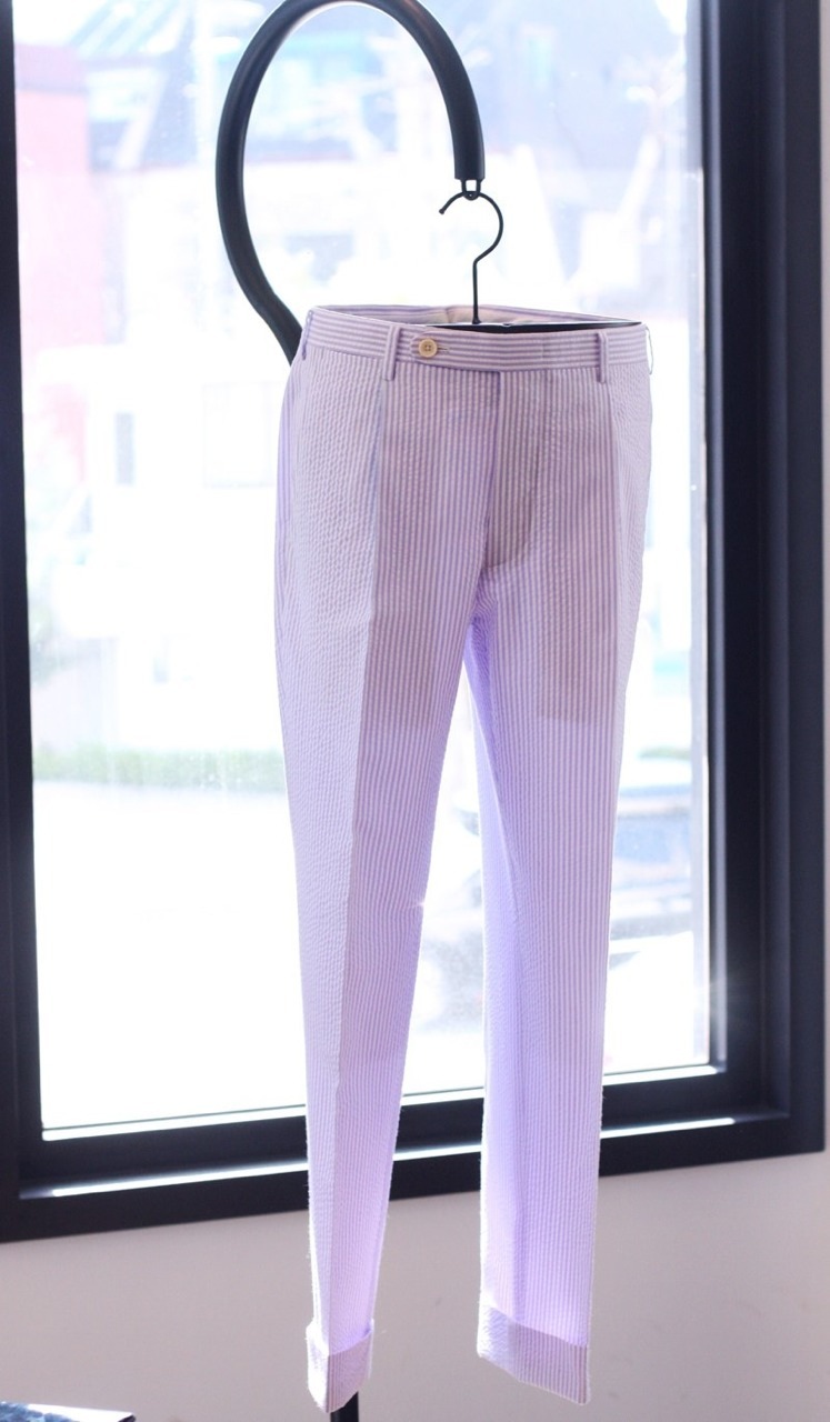 gentxthief:   stylebritish2012:  Tailorable &amp; Co.  Trouser(s). 