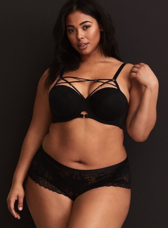 thesecretsoflingerie:  Torrid 