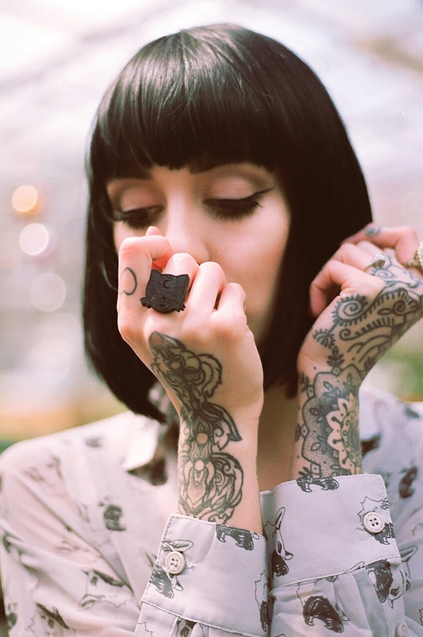 hannahxpixie-deactivated2014091:   Hannah Snowdon for  Drop Dead   