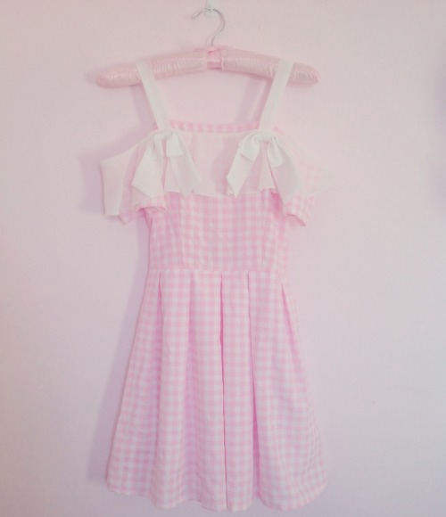 xchinadollyx:  Dolly Dresses