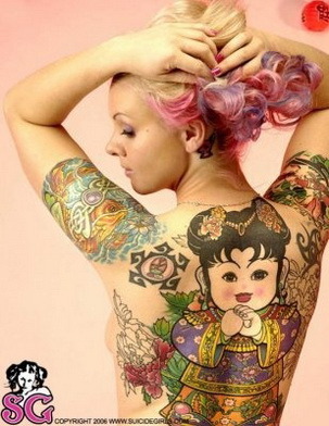 fantasticbodyart:  More here http://fantasticbodyart.tumblr.com