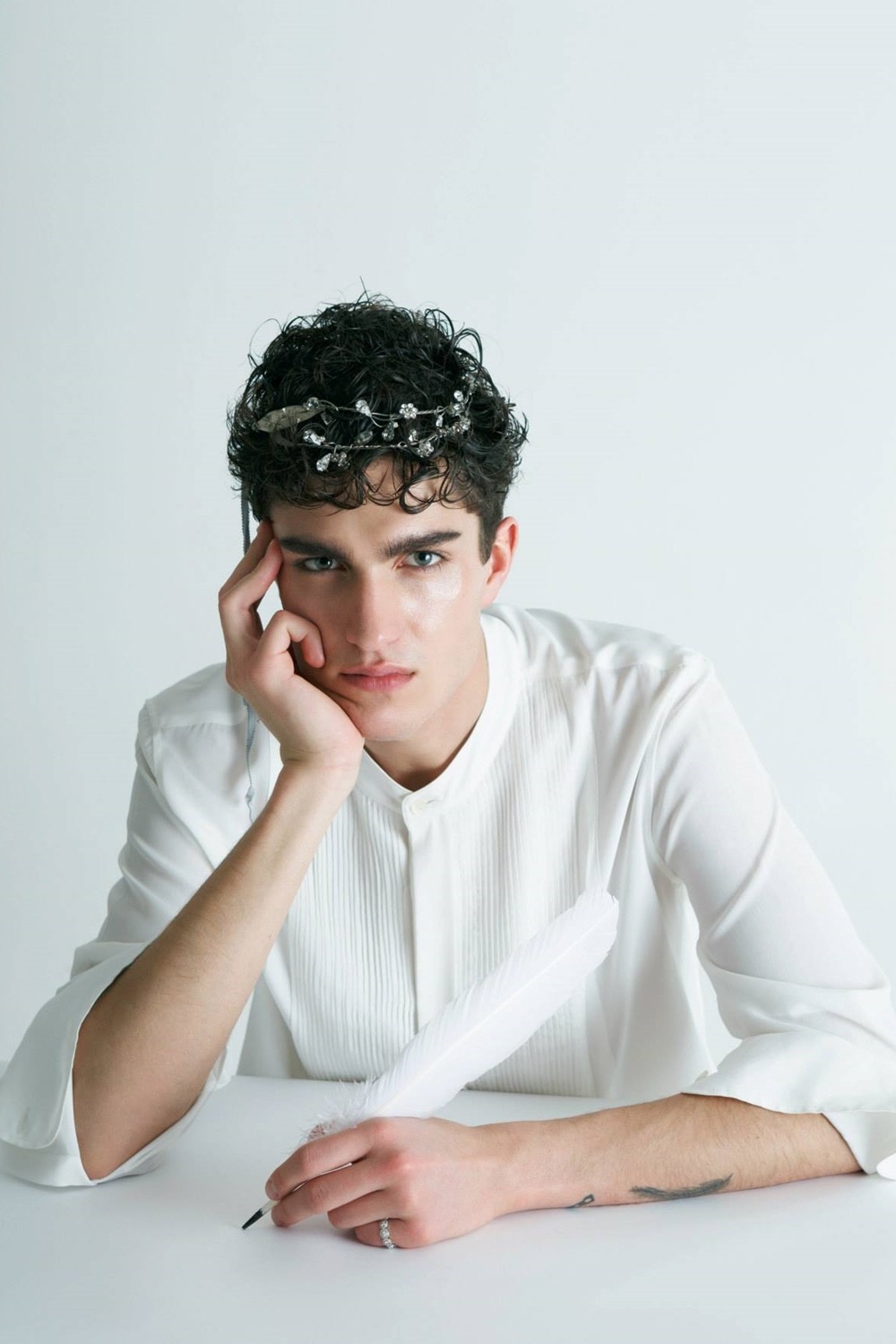 strangeforeignbeauty:  Kasper Wegrzynowski for Femina Magazine ”Made in China”