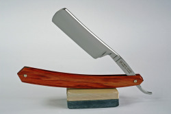 knifepics:  Straight Razor - Thiers Issard