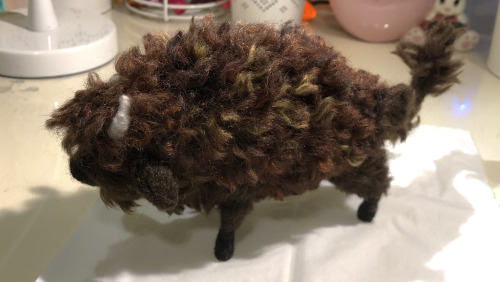 A needlefelted American Bison for @shibanuts !