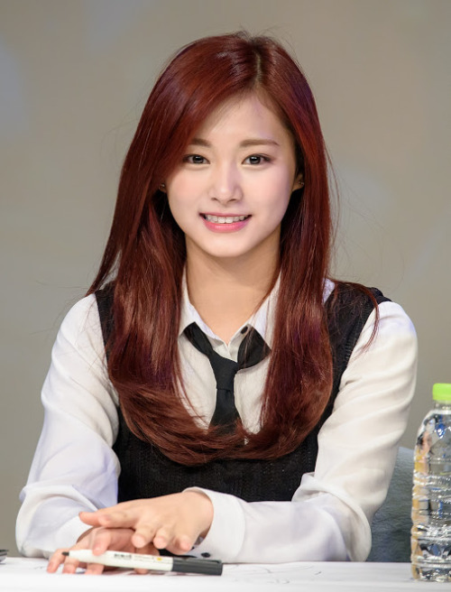 #Twice #TzuYu #저우쯔위 #周子瑜 #ChouTzuYu   (๑&gt; ₃