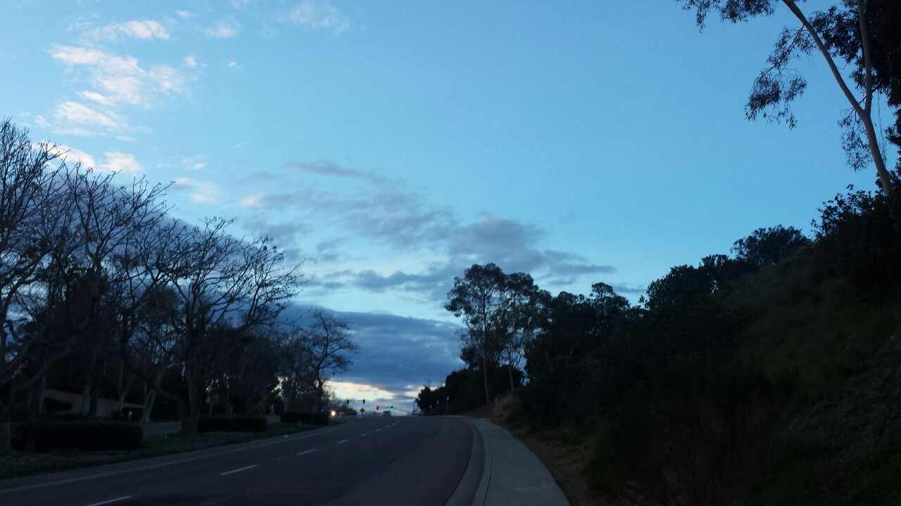 constantcollapse:  Walk to school pt 2