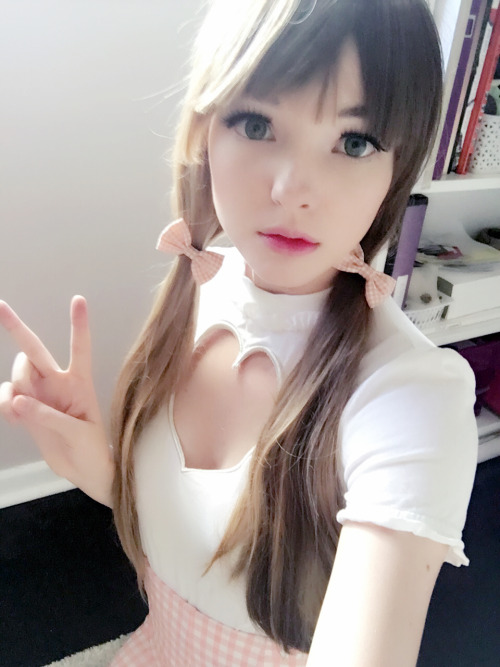 lacey-hime:  50% off circle lenses with code “laceyhime50″ 