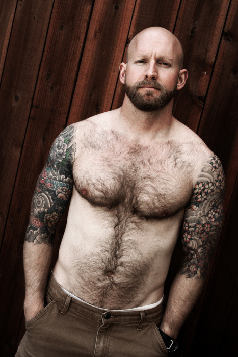 beardedanduncut:  mansmanpix:  Man Hair Sundayshttp://mansmanpix.tumblr.com/archive
